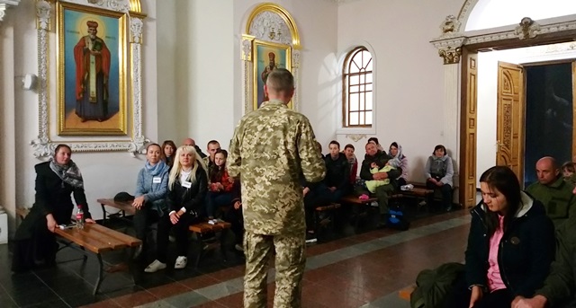 Капелани та психологи пліч о пліч проводять просвітницькі лекції для учасників АТО, ООС та членів їхніх сімей